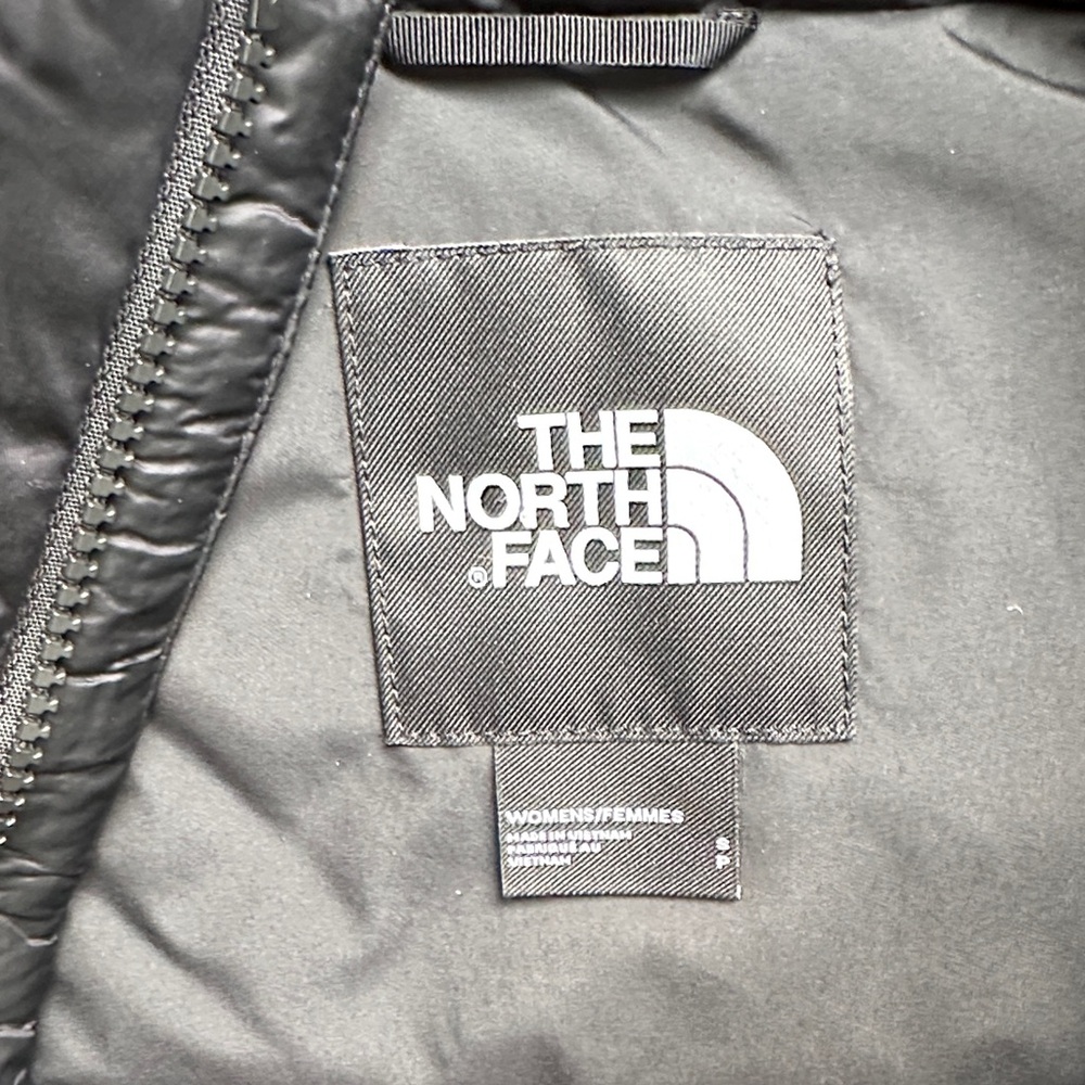 The North Face Women's TNF Black Aconcagua Puffer Vest - Picture 2 of 4